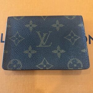 Louis Vuitton Monogram Card Holder